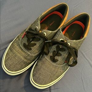 Levi's Dark Gray Canvas Low-Top Sneakers